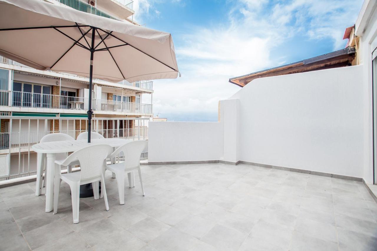 Apartamento Ático con espectacular terraza y vistas al mar Perelló Exterior foto
