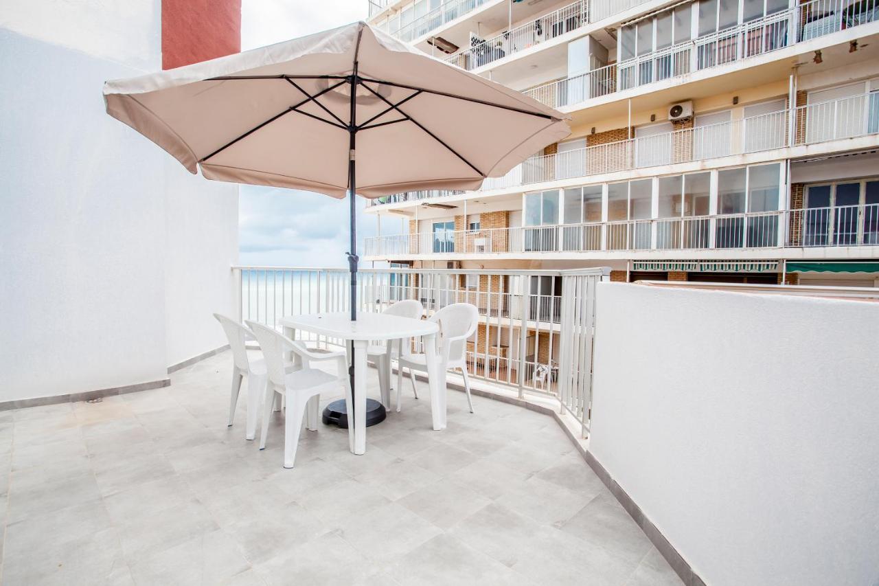 Apartamento Ático con espectacular terraza y vistas al mar Perelló Exterior foto